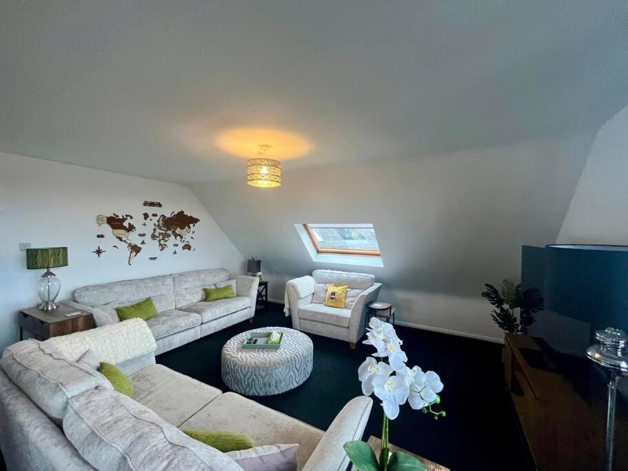 Bs - Luxury Top Floor 4 Bed Apartment With Garage In Town Centre - No Lift Stratford-upon-Avon Eksteriør billede