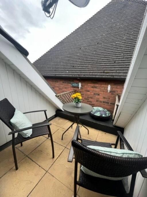 Bs - Luxury Top Floor 4 Bed Apartment With Garage In Town Centre - No Lift Stratford-upon-Avon Eksteriør billede